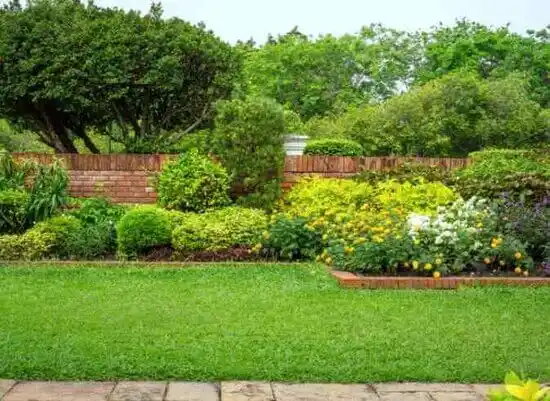 landscaping services Kimberling City